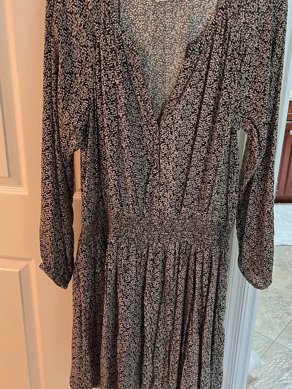 Faherty Black and White Printed Long Sleeve Dress